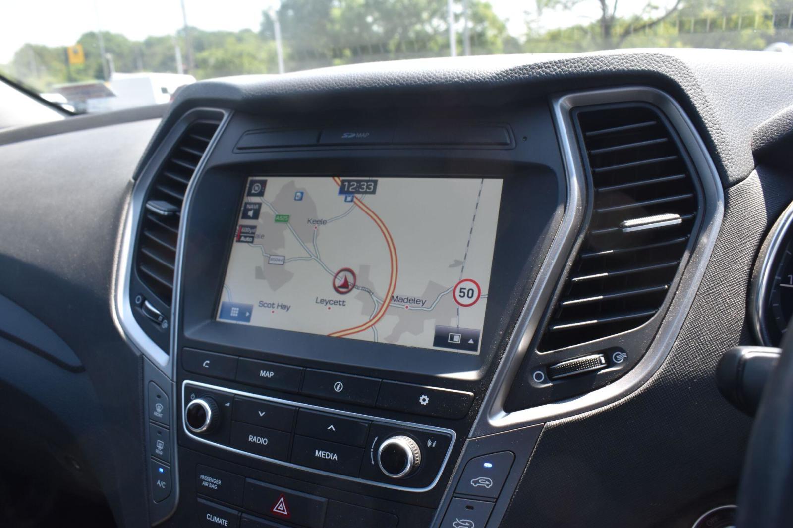 HYUNDAI SANTA FE 2.2 CRDI BLUE DRIVE PREMIUM SE AUTO 4WD EURO 6 S S...